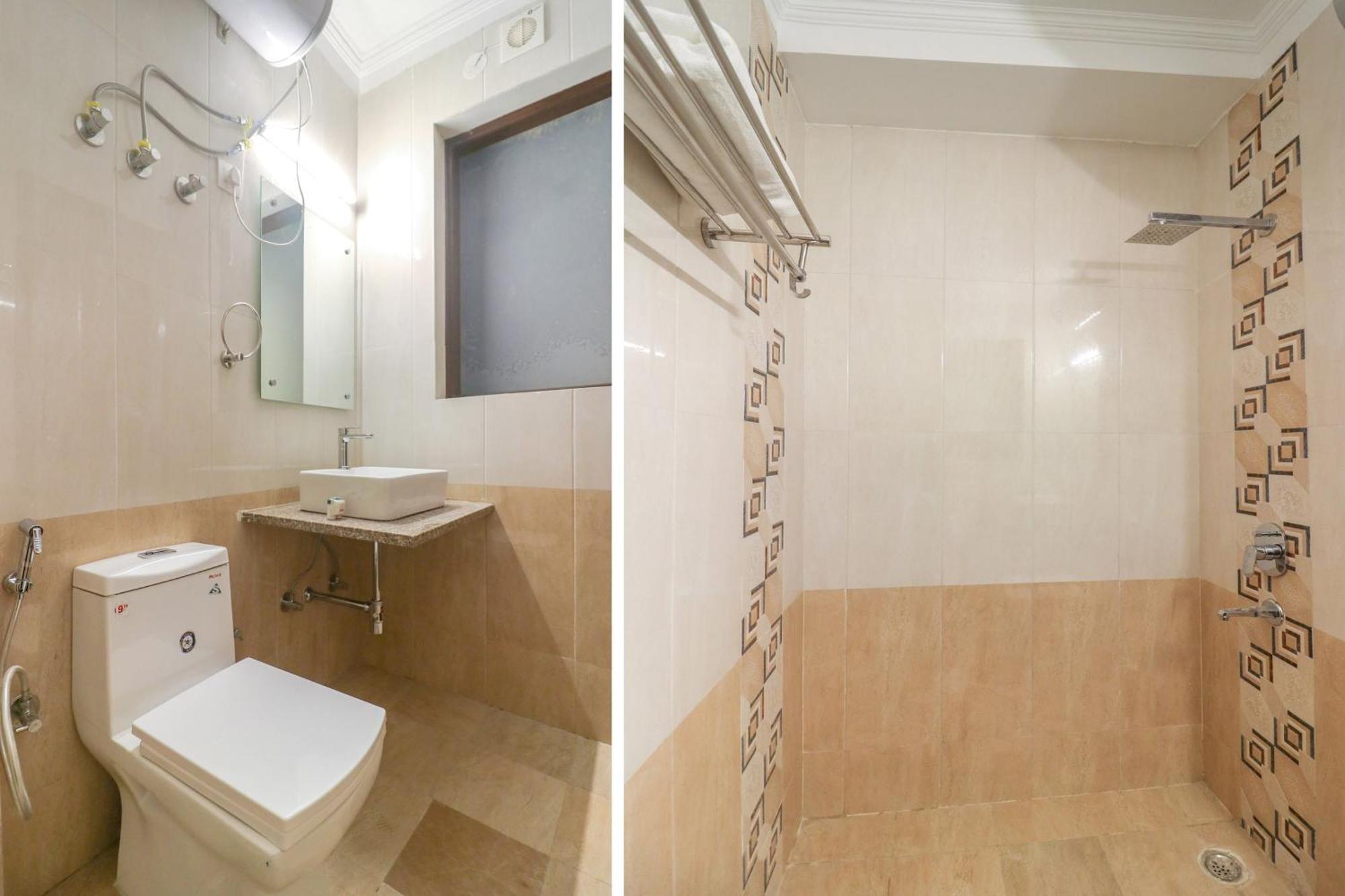 Super Hotel O Comfort Residency Near Artemis Hospital Ґурґаон Екстер'єр фото